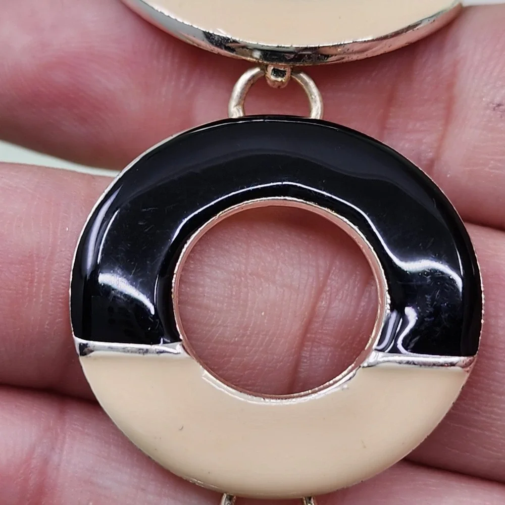 Alfani bracelet featuring